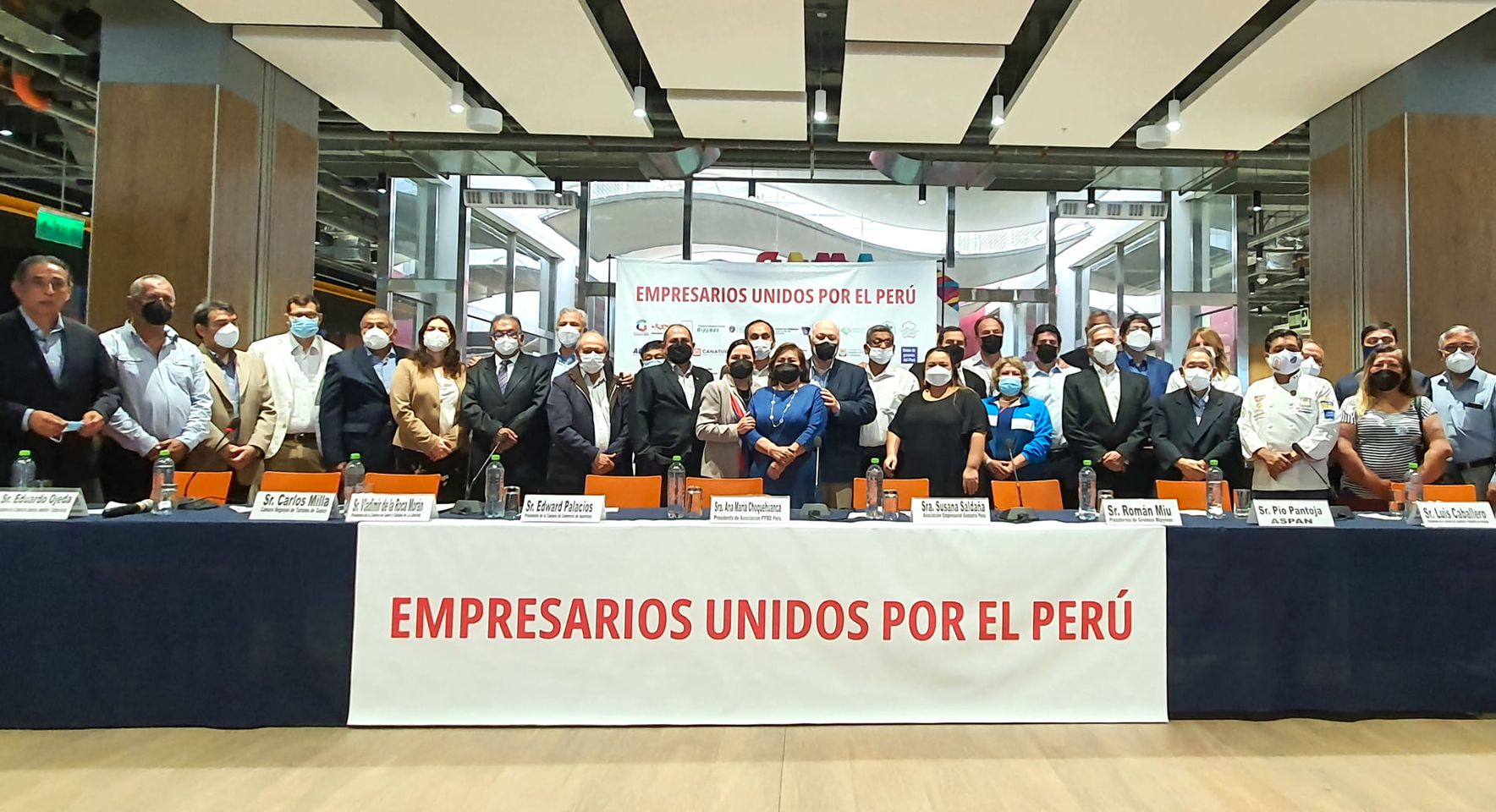 AAP DEMANDA SOLUCIONES CONCRETAS PARA SOLUCIONAR CRISIS EN EL PERÚ
