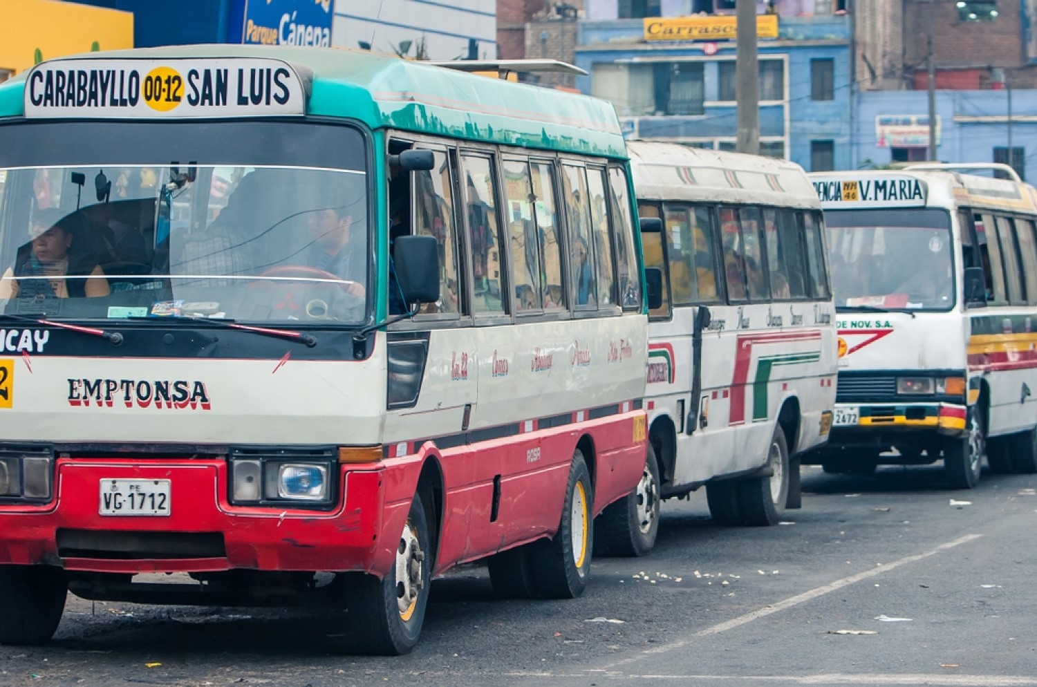 AAP EXIGE INMEDIATA SOLUCIÓN A CRISIS DEL TRANSPORTE URBANO EN LIMA Y CALLAO