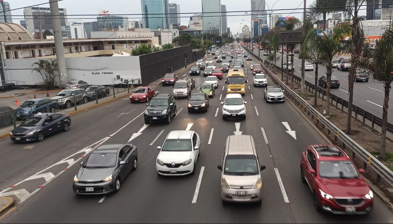 CIRCULACIÓN VEHICULAR SE DESACELERÓ EN MARZO