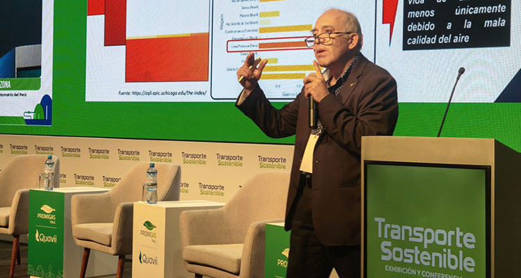 GREMIO AUTOMOTOR DICTÓ LA CONFERENCIA: LA SOSTENIBILIDAD AMBIENTAL EN EL TRANSPORTE TERRESTRE