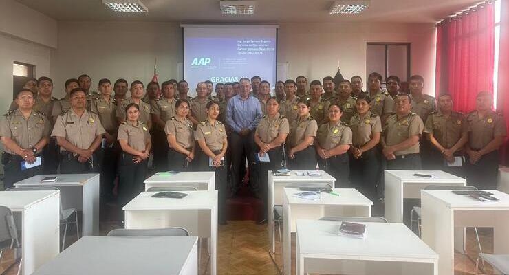 BRINDAMOS CAPACITACIÓN SOBRE LOS TIPOS DE PLACA DE RODAJE A LA PNP DE LA REGIÓN ANCASH