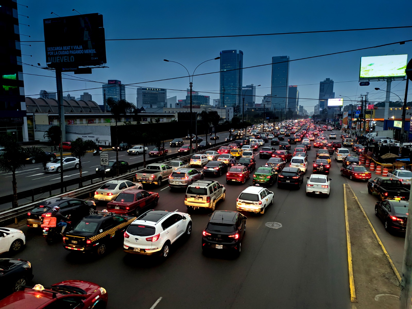 ANÁLISIS: EL RETO DEL TRANSPORTE PÚBLICO EN LIMA Y CALLAO