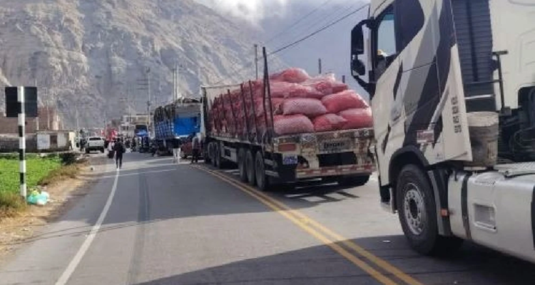 EXIGIMOS ACCIÓN INMEDIATA DEL GOBIERNO PARA RESTABLECER EL ORDEN EN LAS VÍAS